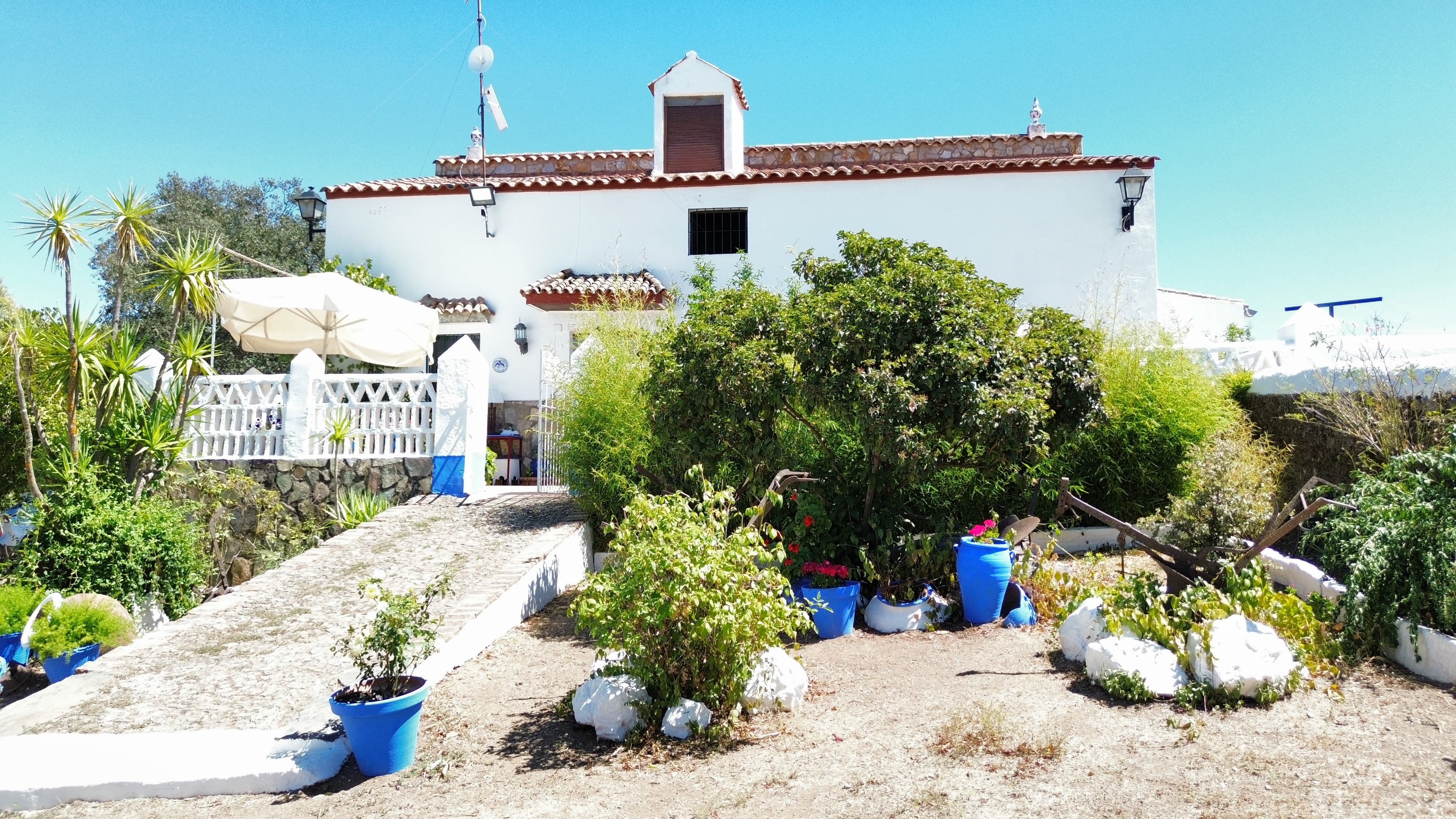 CERRO BUREJO — Exteriores 21