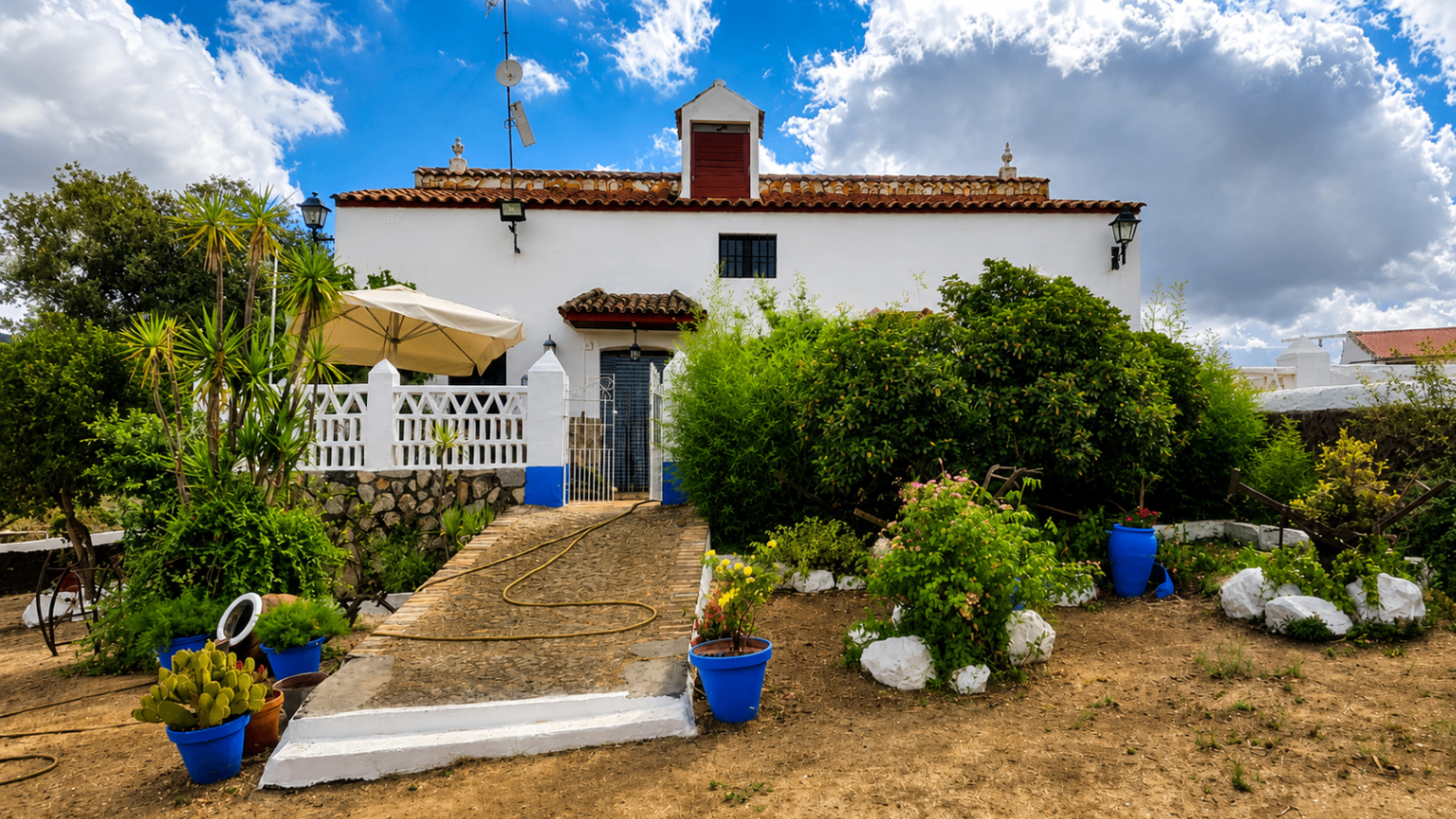 CERRO BUREJO — Exteriores 1