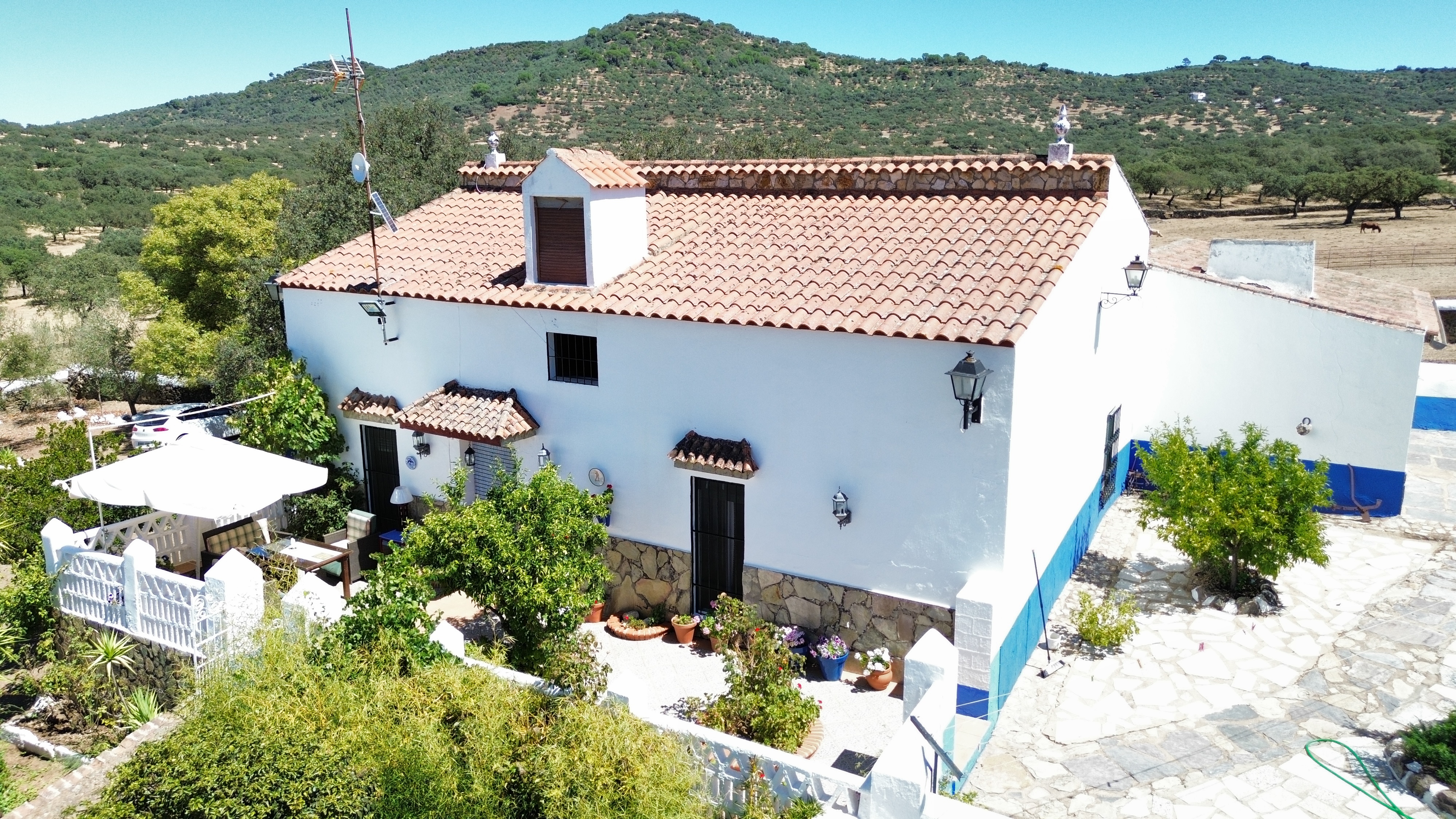 CERRO BUREJO — Exteriores 31